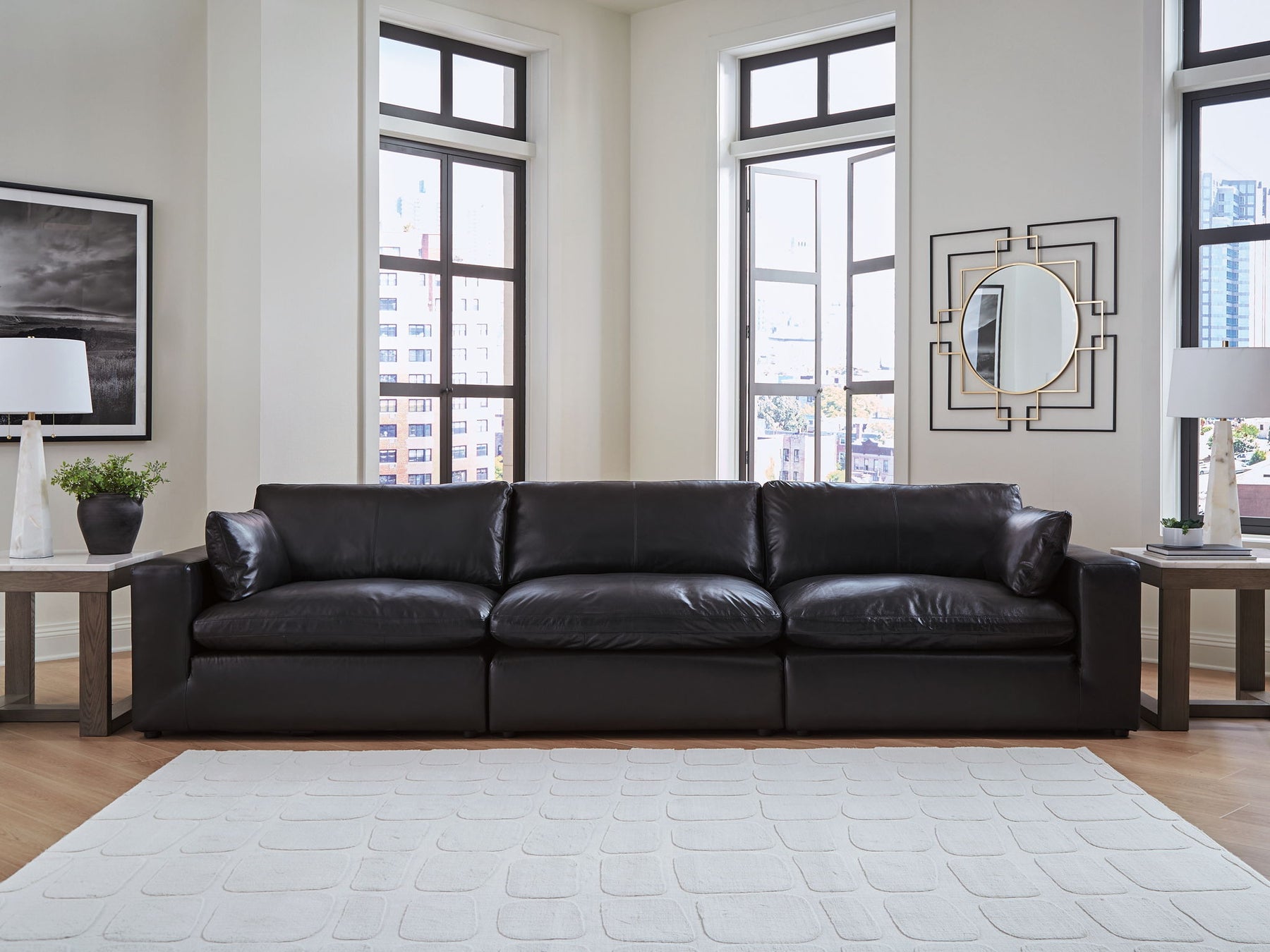 Emilia - Sectional